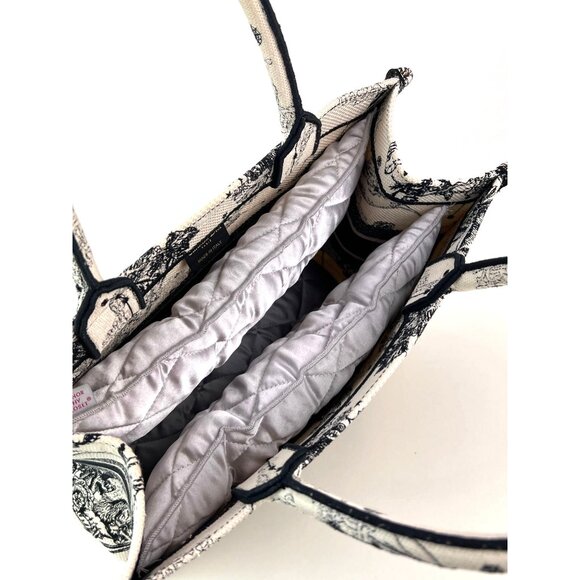 Christian Dior Book Embroidered Canvas Medium Stars and Signs Black Tote - Picture 9 of 11